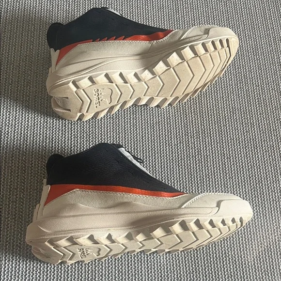 🎉Good Condition SOREL Black and Orange Women's high top sneakers size 8.5 - Picture 7 of 9